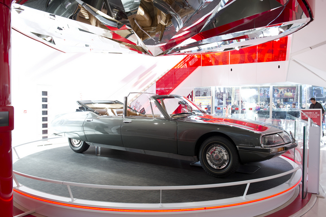 C_42 : Exposition rétrospective de CITROËN présidentielles C_42 : Exposition rétrospective de CITROËN présidentielles