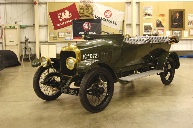 Some D-Types were fashioned into staff cars during World War I Some D-Types were fashioned into staff cars during World War I