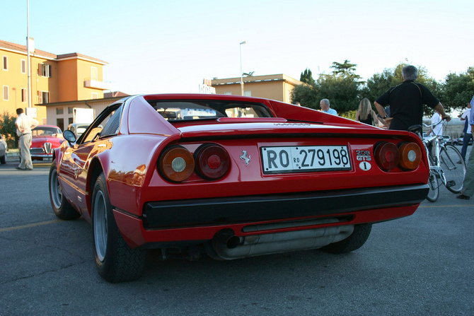 Ferrari 208 GTS Ferrari 208 GTS