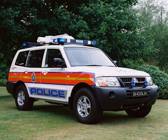 Mitsubishi Shogun Police car Mitsubishi Shogun Police car