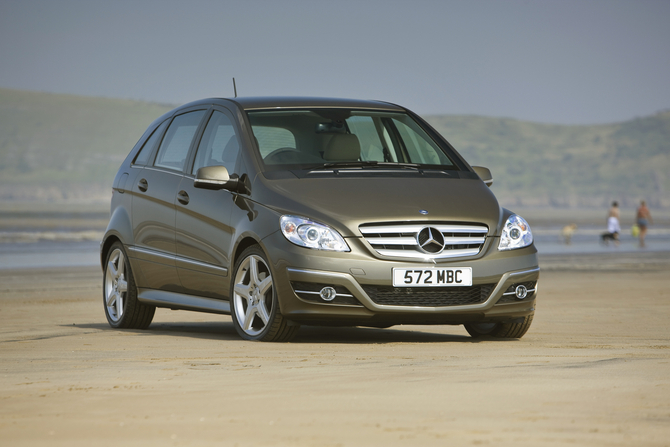 Mercedes-Benz B200 CDI SE Mercedes-Benz B200 CDI SE