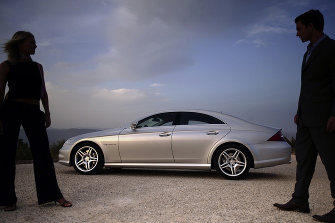 Mercedes-Benz CLS 55 AMG Mercedes-Benz CLS 55 AMG