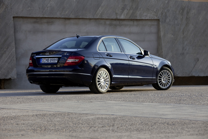 Mercedes-Benz C250 Saloon CDI BlueEff. Elegance Mercedes-Benz C250 Saloon CDI BlueEff. Elegance
