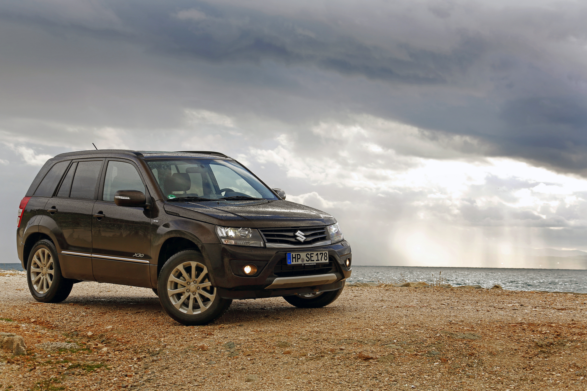 Grand vitara отзывы. Судзуки Гранд Витара 2012. Suzuki Grand Vitara 2014. Сузуки Грант Витара 2012. Suzuki Grand Vitara 4.