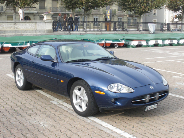 Jaguar XK8 Coupé Jaguar XK8 Coupé