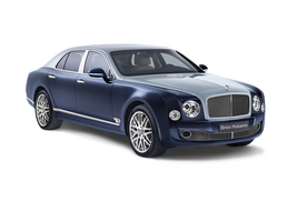 Two-tone Fountain Blue and Dark Sapphire is also one of the available colors