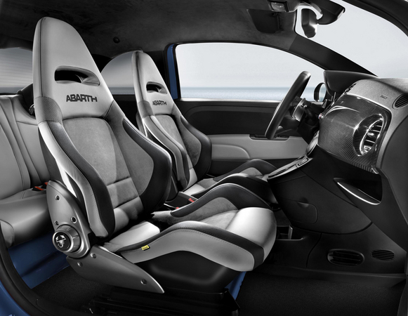 Abarth 695 Tributo Ferrari Abarth 695 Tributo Ferrari
