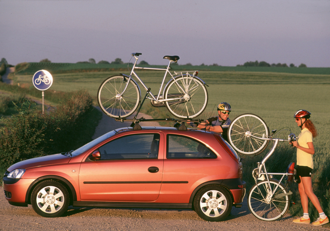 The Corsa C has bigger interior space than predecessors. The Corsa C has bigger interior space than predecessors.