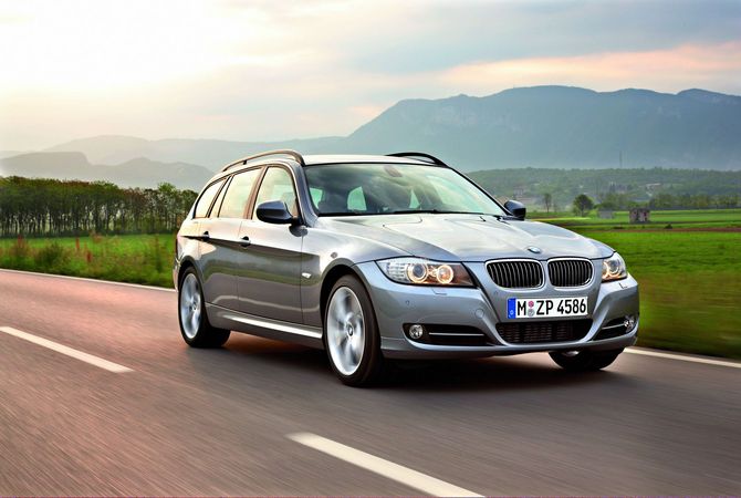 BMW 318d Touring Auto Navigation (E91) LCI BMW 318d Touring Auto Navigation (E91) LCI