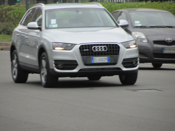 Audi Q3 2.0 TFSI 170 SE quattro Audi Q3 2.0 TFSI 170 SE quattro