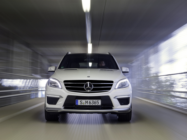 Mercedes-Benz ML63 AMG Mercedes-Benz ML63 AMG
