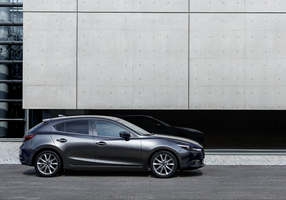 The powertrain line-up will continue to feature three petrol engines and two diesel