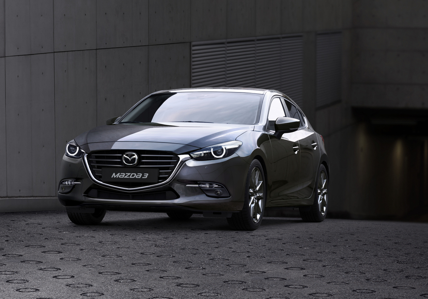 In terms of exterior design Mazda worked on the 3 to bring it closer to the image of the current CX-3
