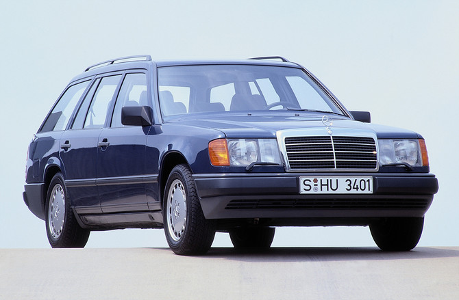 Mercedes-Benz 230 TE Mercedes-Benz 230 TE