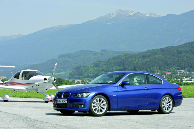 BMW 330i Coupé Automatic BMW 330i Coupé Automatic