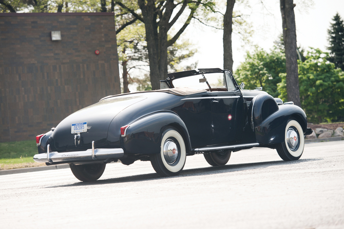 Cadillac Series 75 Convertible Coupe by Fleetwood Cadillac Series 75 Convertible Coupe by Fleetwood