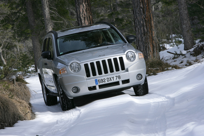 Jeep Compass Sport 4X2 Jeep Compass Sport 4X2