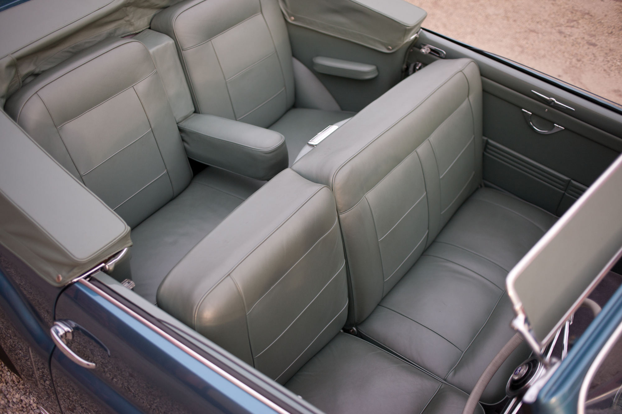 Alfa Romeo 6C 2500 Sport Cabriolet by Pinin Farina