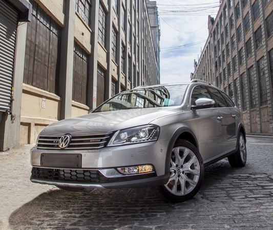 Volkswagen Alltrack Concept Volkswagen Alltrack Concept