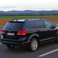 Fiat Freemont 2.0 Multijet 170 HP 4x4 Fiat Freemont 2.0 Multijet 170 HP 4x4