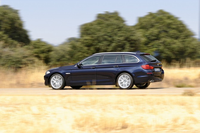 BMW 523i Touring Automatic BMW 523i Touring Automatic