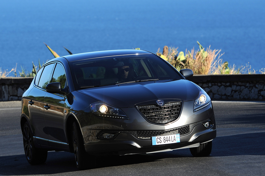 The Delta MOMODESIGN gets body-color bumpers and larger wheels