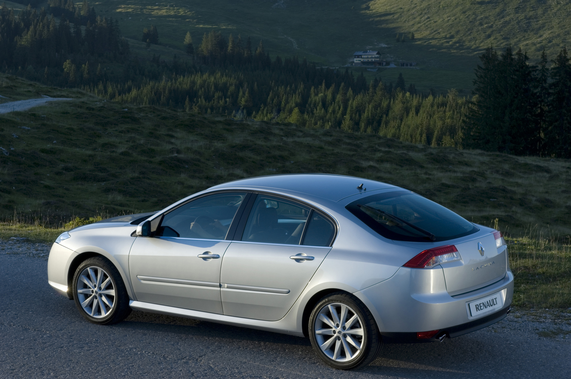Рено лагуна хэтчбек 2008. Renault laguna 3. Renault laguna 2005. Рено лагуна 3 2010. Renault laguna 2013.