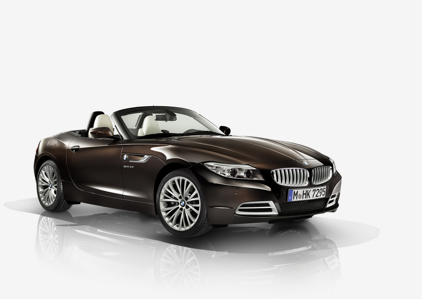 The Z4 Pure Fusion Design adds an exclusive Metallic Brown exterior color