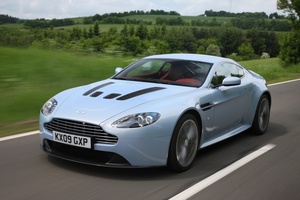 Aston Martin V12 Vantage