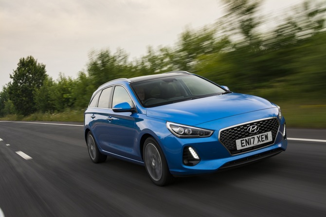Hyundai i30 SW 1.0 TGDi Comfort Hyundai i30 SW 1.0 TGDi Comfort