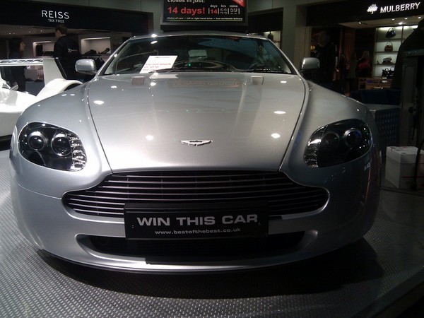 V12 Vantage Carbon Black V12 Vantage Carbon Black