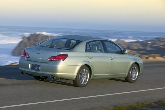Toyota Avalon XLS Toyota Avalon XLS