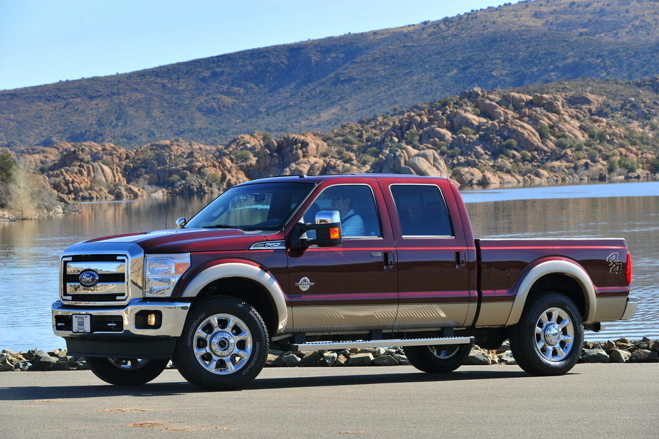 Ford F-Series Super Duty F-350 156-in. WB XLT Styleside SRW Crew Cab 4x4
