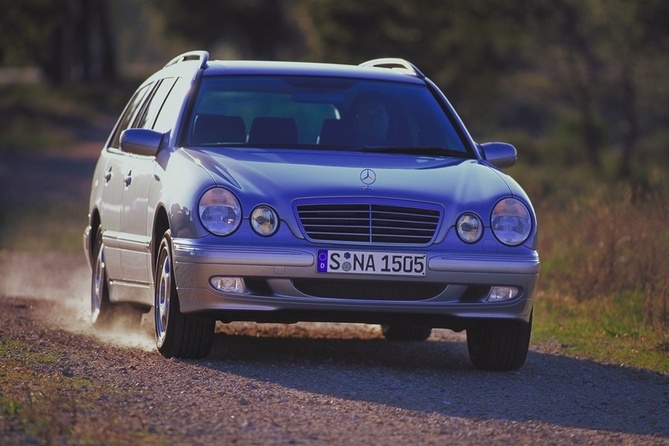 Mercedes-Benz E 280 Mercedes-Benz E 280
