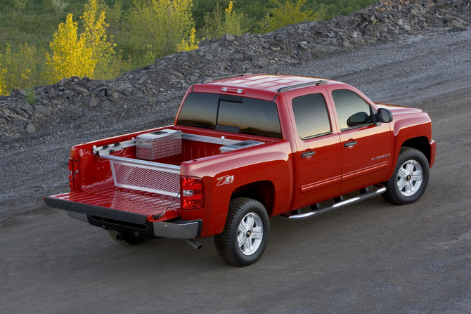 Chevrolet Silverado 1500 Extended Cab 2WD LT1 Standard Box Chevrolet Silverado 1500 Extended Cab 2WD LT1 Standard Box