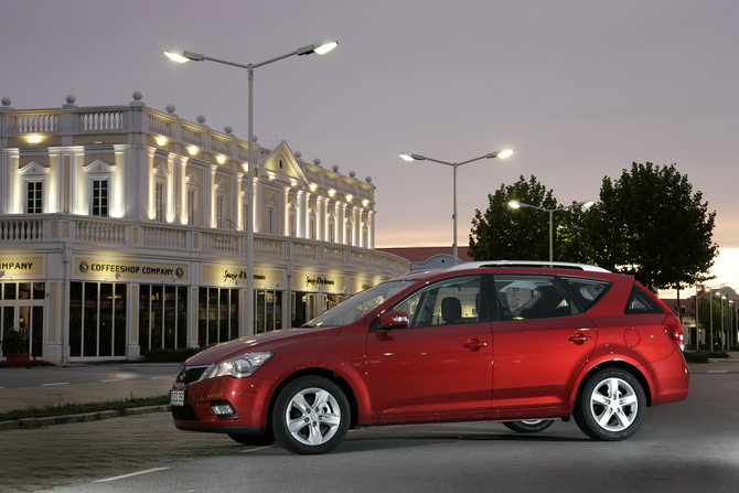 Kia cee�d SW 1.6 CRDi 128cv TX Kia cee�d SW 1.6 CRDi 128cv TX