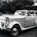 Peugeot 401 D Coach vs Peugeot 401 D